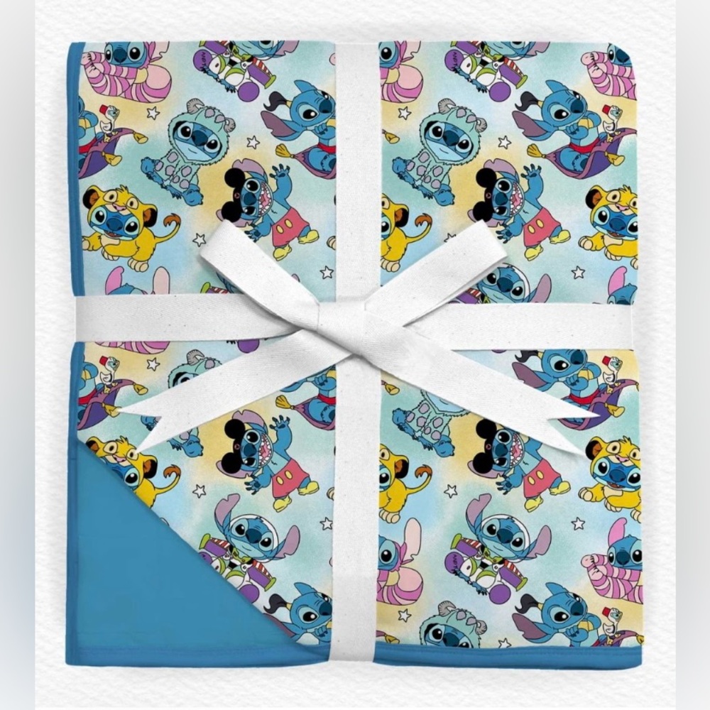 NWT Little Snuggles Stitch in Costume 3 Layer Bamboo Blanket - size 50x65